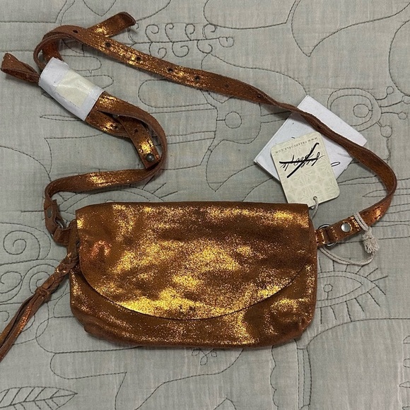 NWT We The Free Rider Pyrite Crossbody Sun Stone Orange Small Bag - Picture 1 of 7